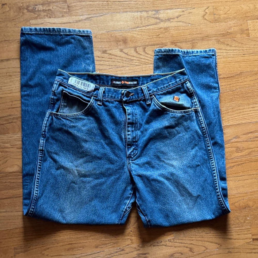 Wrangler Men's 31 Relaxed Fit Flame Resistant FR Denim Jeans 34x32